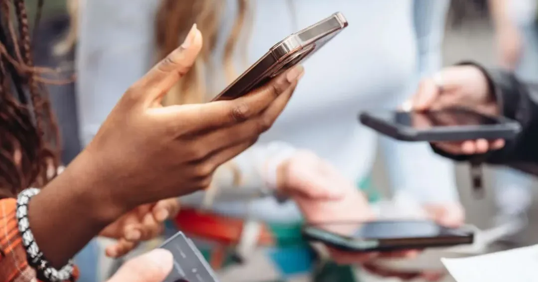 social media virtual assistants