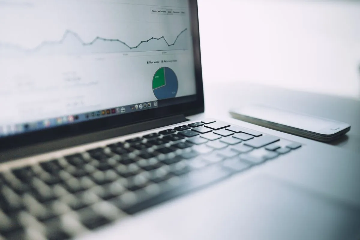 Analytics dashboard to measure the ROI of enterprise AI agents